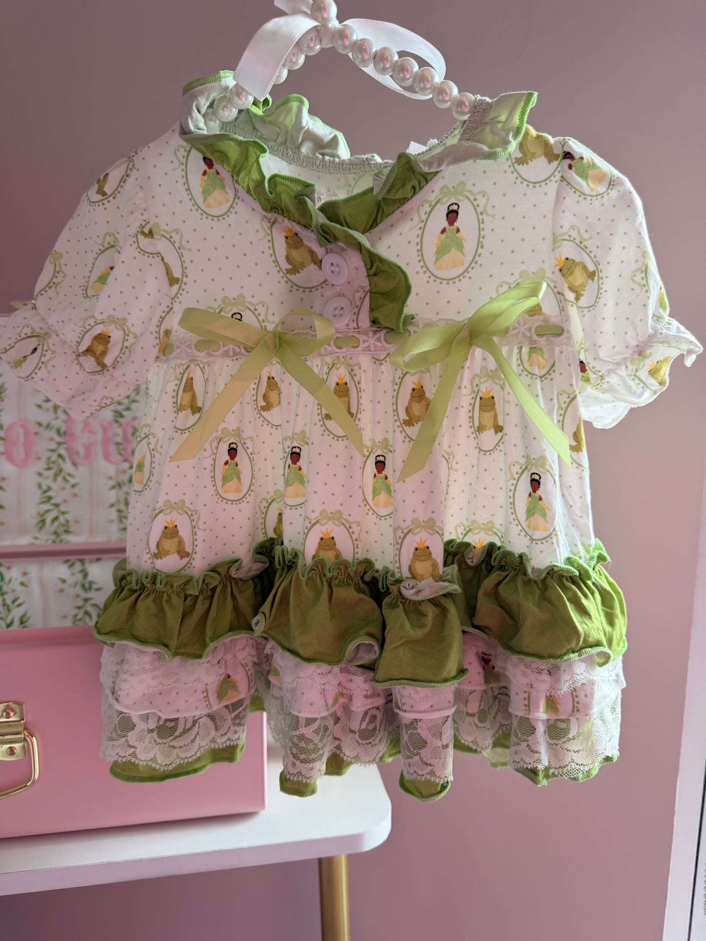 RTS- Green Princess nightgown