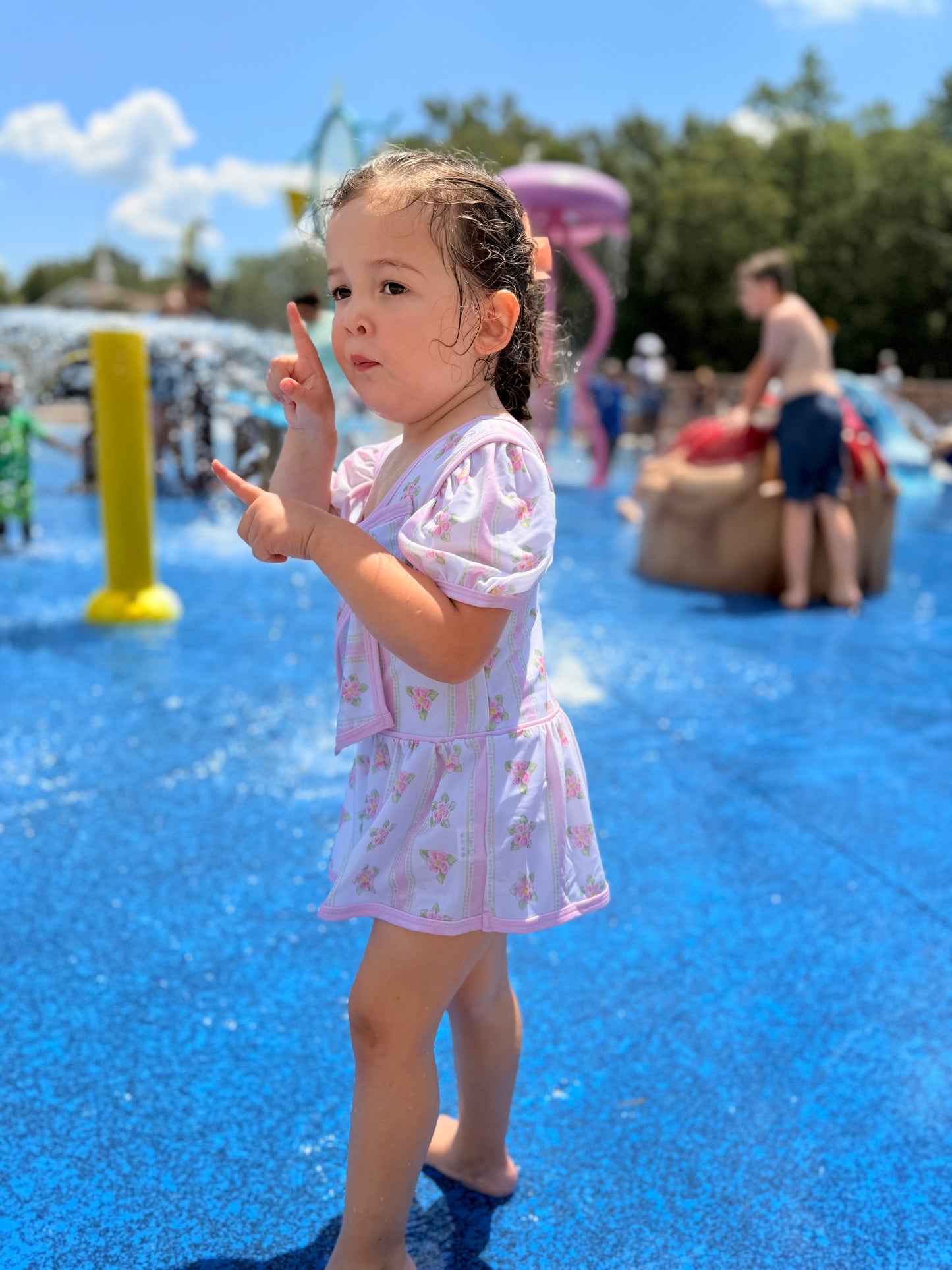 PO8- Girl Swimsuiti
