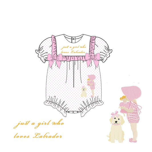 Just A Girl Who Loves Labradors - Bubble